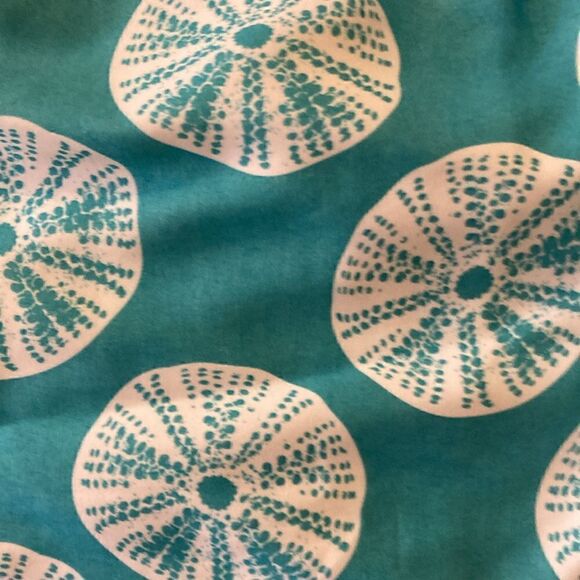 Strong Boat Classic Boys Swim Trunks in White/Aqua Sand Dollar Print. Size 12. - Picture 6 of 9